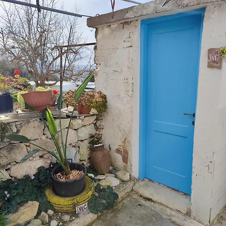 Faith's Stone House * Simou