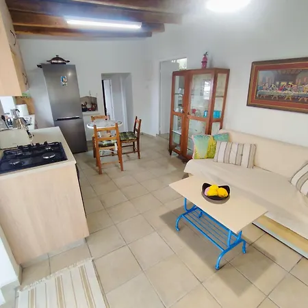 Faith's Stone House *