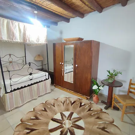 Faith's Stone House * Simou