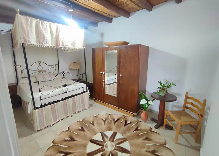 Faith's Stone House * Simou